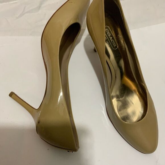 Coach New York Grand patent beige kitten heel pointy toe pumps heels Size 8 B - Picture 8 of 14
